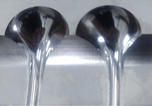 表面光潔度達(dá)鏡面級(jí)Ra0.1-2